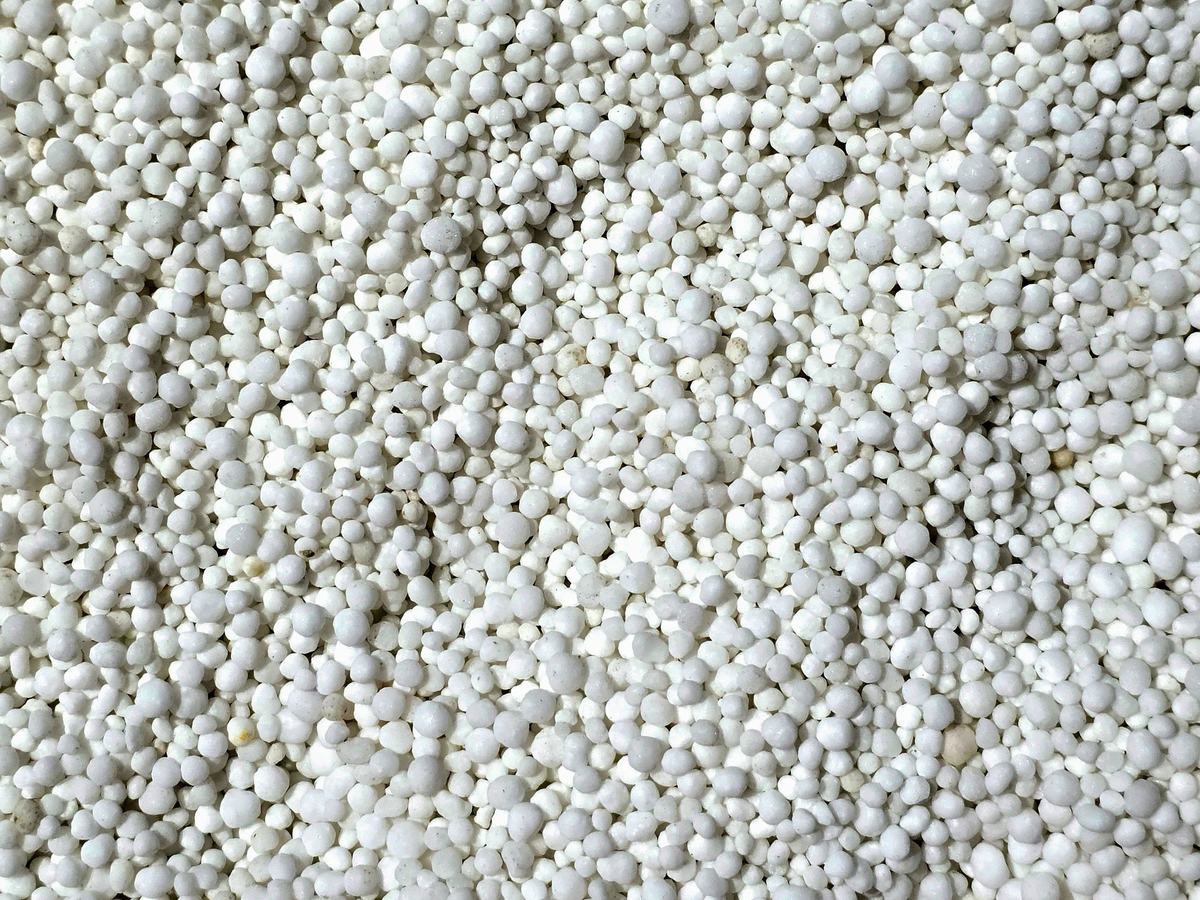 Granular urea